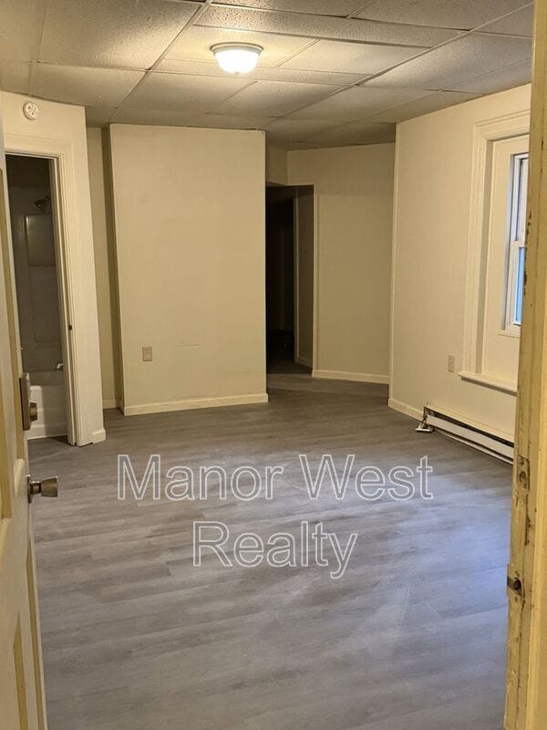 Building Photo - 320 W Market St