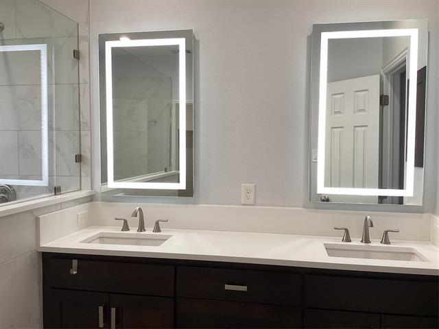 Building Photo - 8113 Union Lake Dr