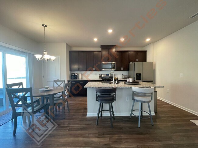 Building Photo - Wonderful 3 Bedroom 2-Car Garage House wit...