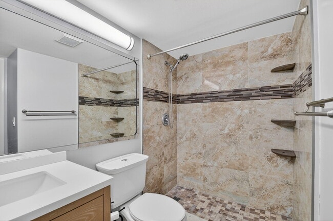 Building Photo - 511 Shady Pine Way