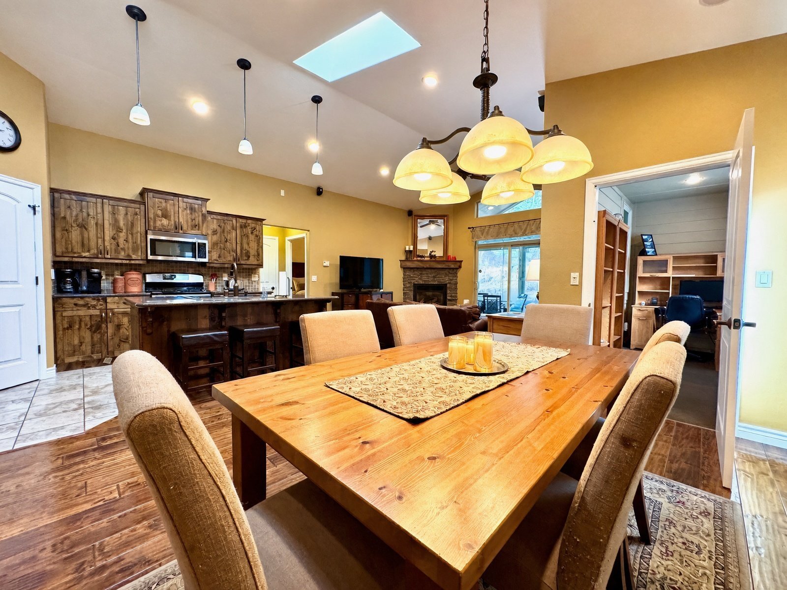 Building Photo - 153 Oakmont Lp