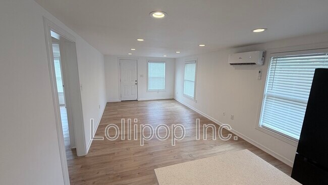 Building Photo - 2617 Sam Wilson St