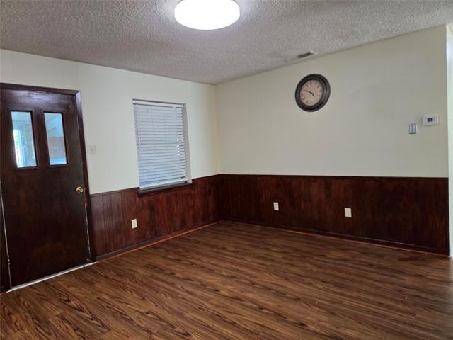 Building Photo - 4305 Hanover Dr