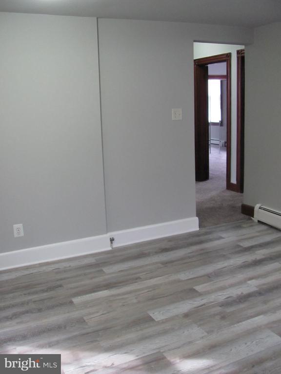 Building Photo - 516 Morgan Ave