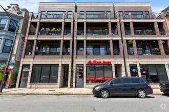 Building Photo - 1428 W Irving Park Rd