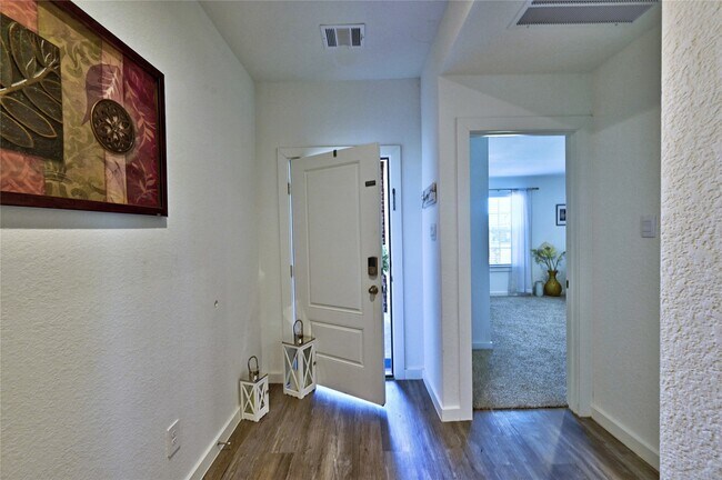 Building Photo - 8522 Kokernot Ln