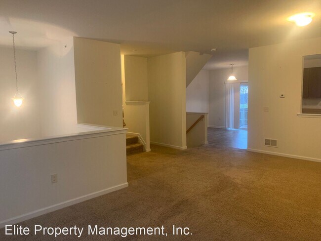 Building Photo - 3 br, 2.5 bath House - 545 Marion Rd