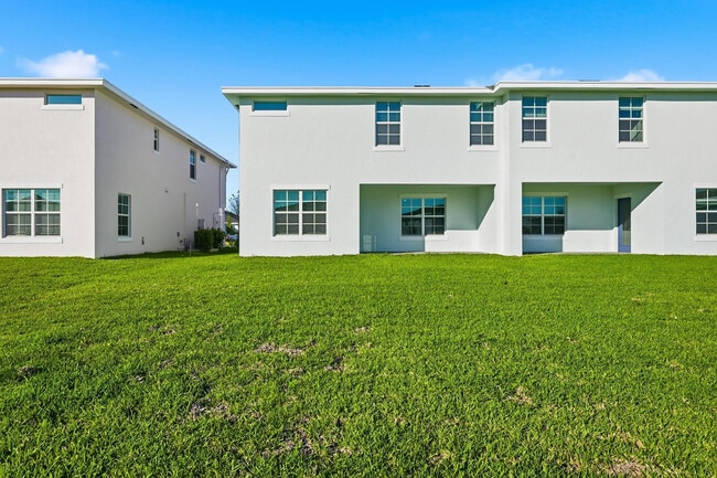 Building Photo - 19568 Whispering Crk Rd