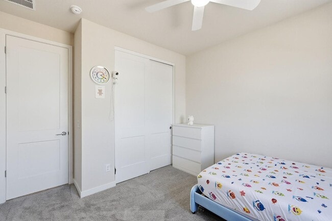 Building Photo - 1521 S Senate St