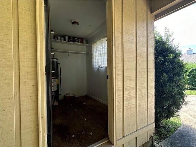 Building Photo - 6750 Browder Dr