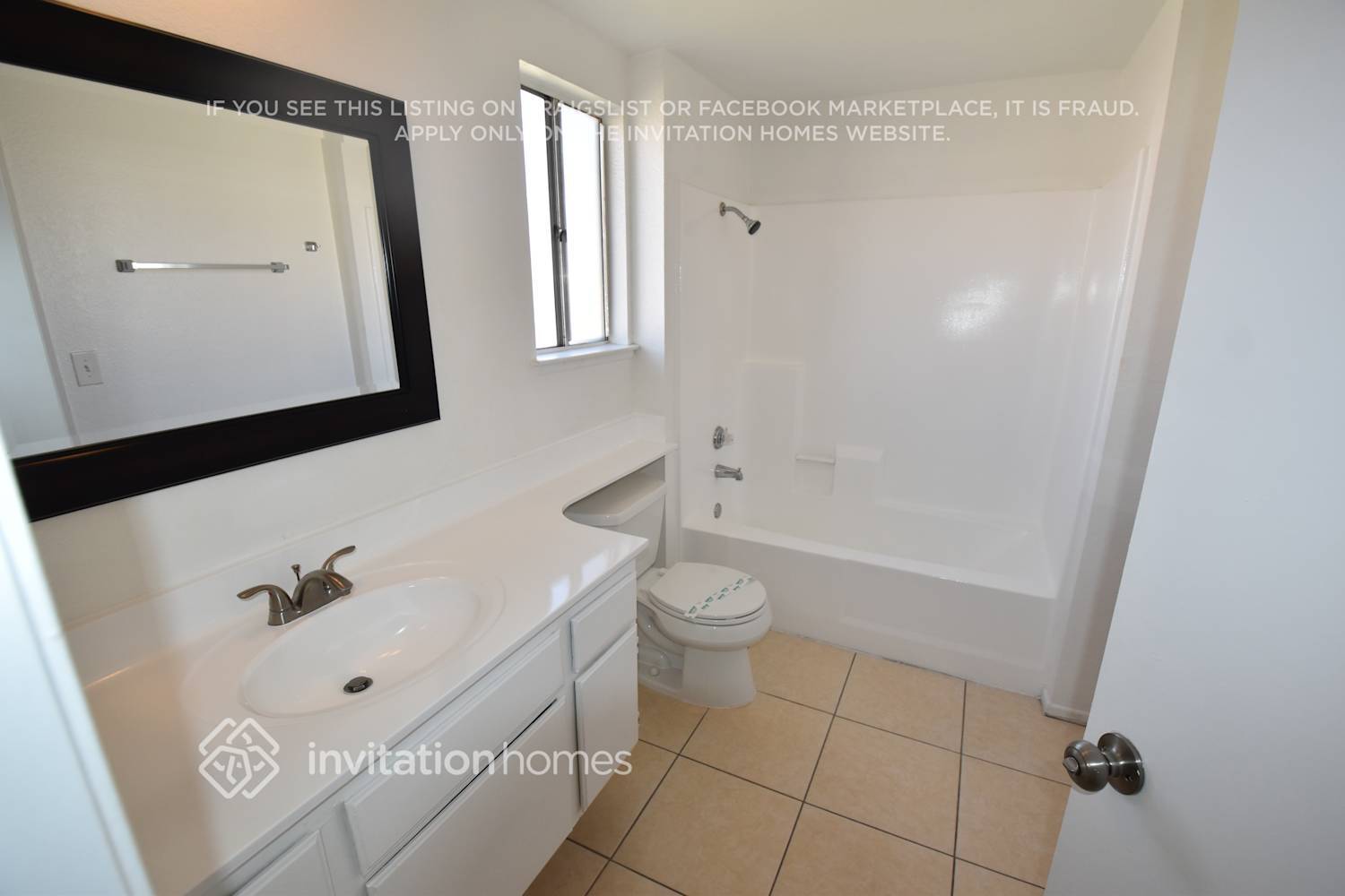 Building Photo - 1101 Oakwood Ave