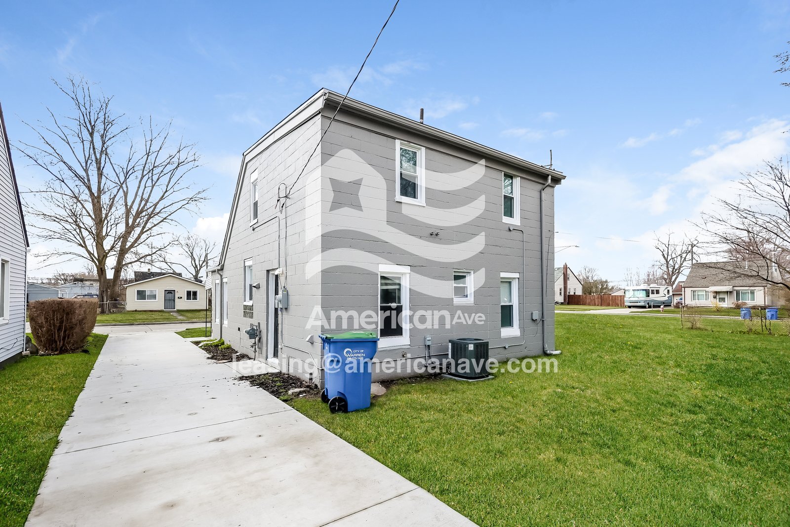 Building Photo - 12411 Georgiana Ave