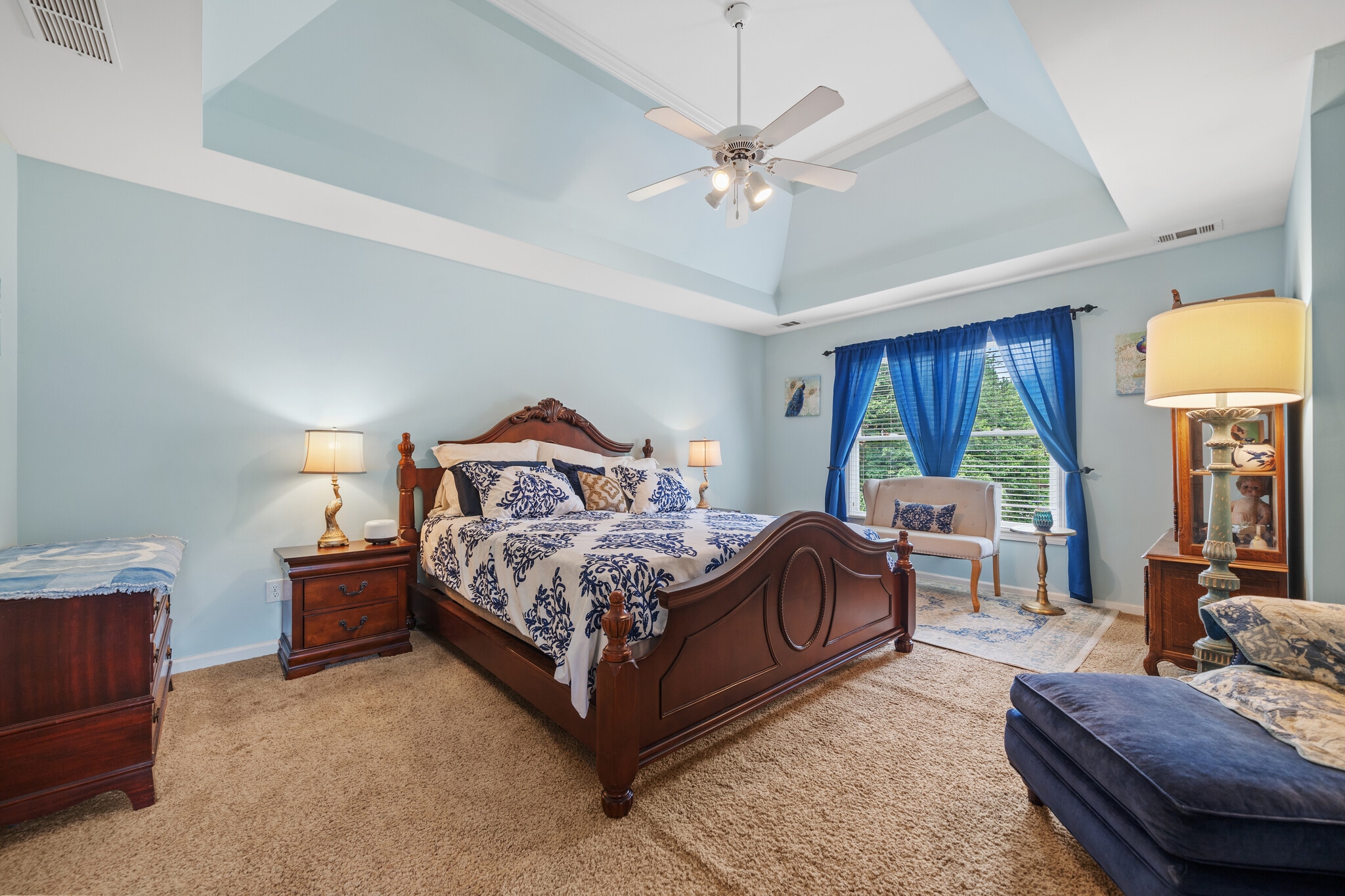 Master Bedroom - 600 Lyndhurst Cir