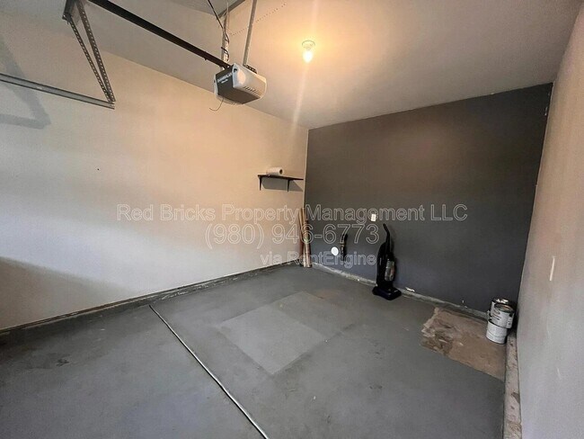 Building Photo - 4630 Craigmoss Ln