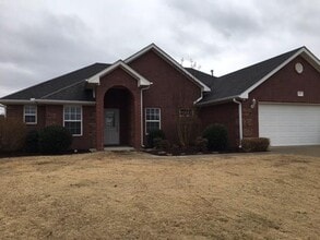 Building Photo - 1971 Stonegate Dr