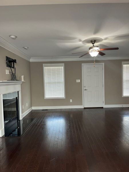Building Photo - Ely Park Subdivision 3 bdrm/2.5 bath