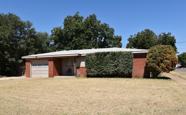 Building Photo - 2802 54th St