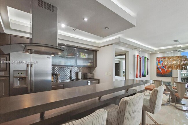 Building Photo - 1800 S Ocean Dr