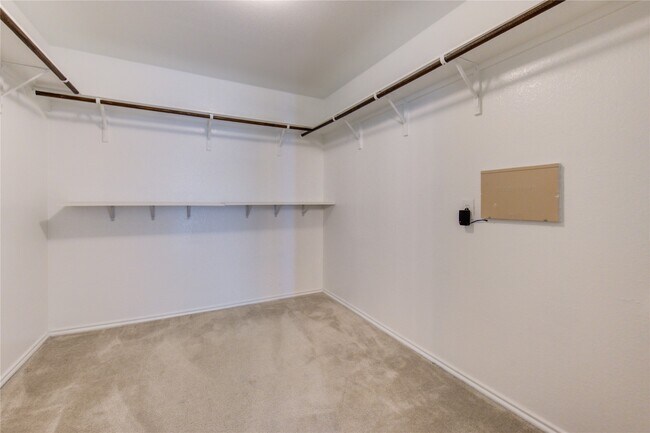 Building Photo - 5027 Brewcastle Ln