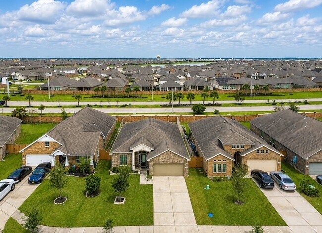 Building Photo - 2507 Galley Ridge Dr