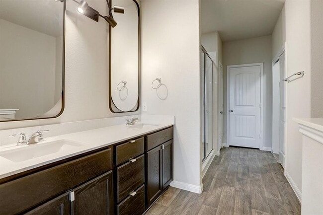 Building Photo - 14218 Handel Dr