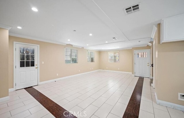 Building Photo - 6616 S Figueroa St