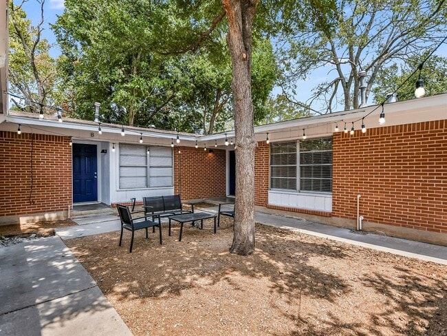 Building Photo - 7601 Tisdale Dr