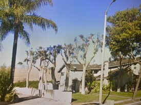 Building Photo - 1501 E Fairfield Ct