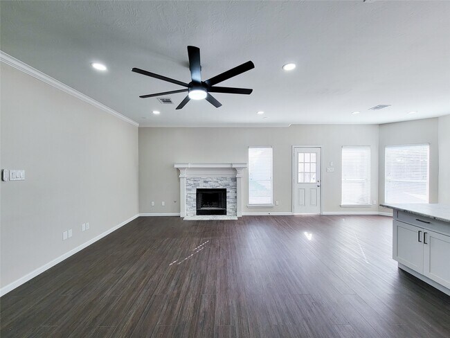 Building Photo - 21007 Bright Lake Bend Ct