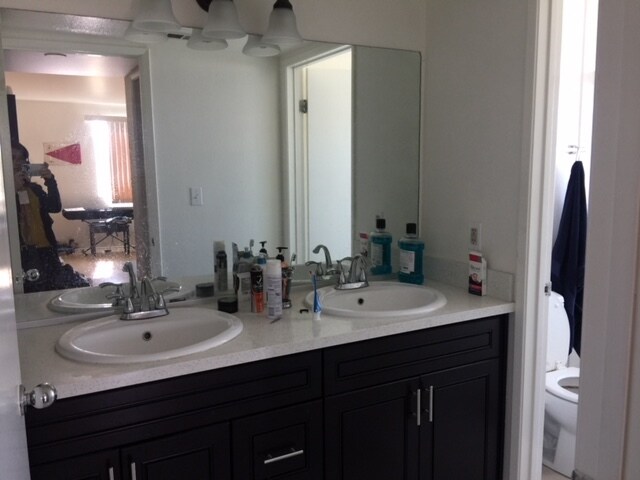 master double sinks - 712 pacific street