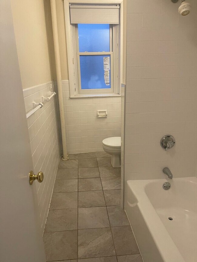 Building Photo - PACKARDS CORNER BU,  Renovated 3 bed  NO FEE ..Open Layout, Porch, 1.5 bath  equal Large bedrooms...