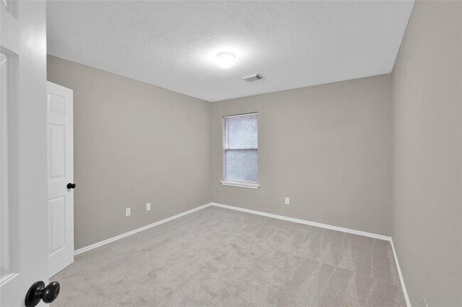 Building Photo - 147 Anise Tree Pl