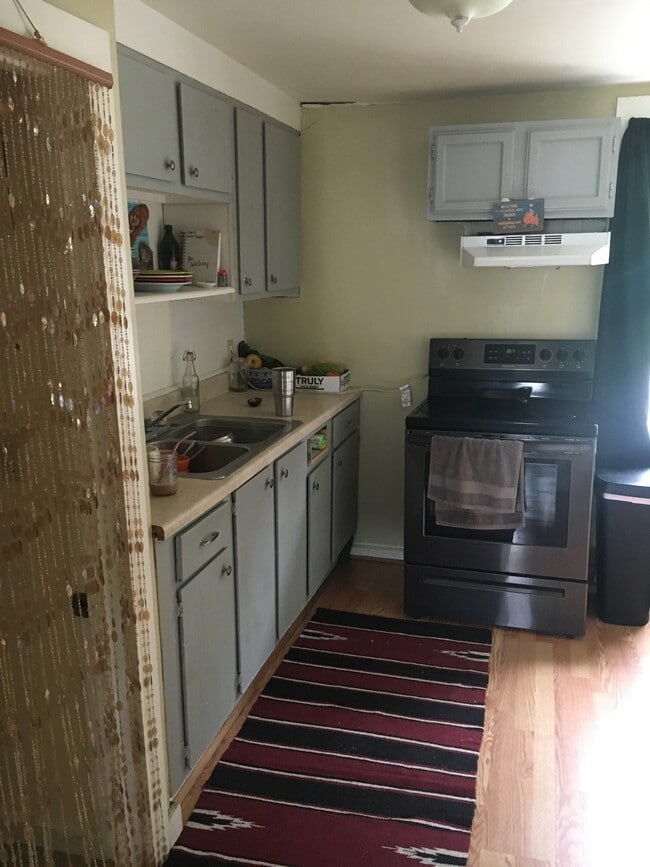 Building Photo - Bluestone Properties LP