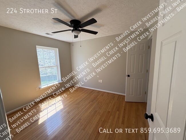 Building Photo - RENT TO OWN: 3-Bed 1-Bath House!