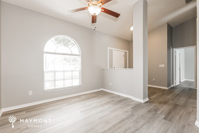 Building Photo - 10504 Omega Way