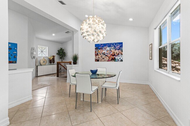 Building Photo - 6309 Graycliff Dr