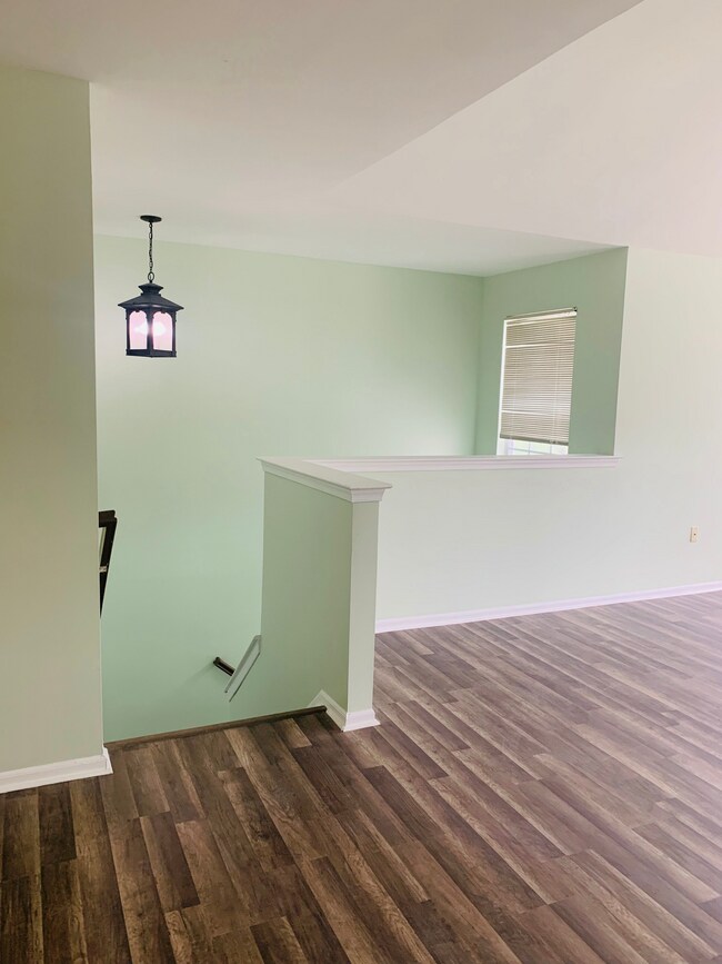 Building Photo - 178 Lackland Ave