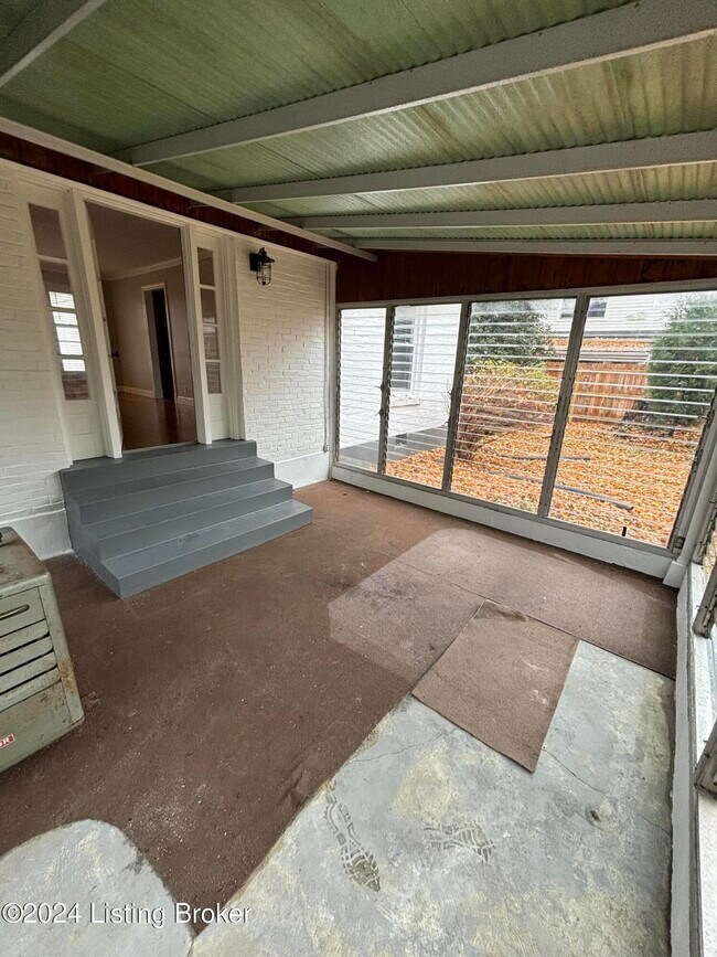 Building Photo - 4187 Westport Rd