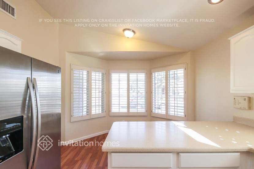 Building Photo - 4525 E Silverwood Dr