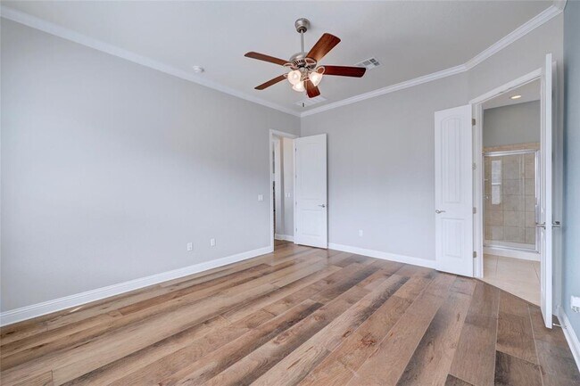 Building Photo - 16017 Jeffs Ln
