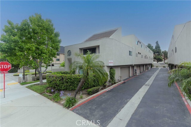 Building Photo - 12484 Montecito Rd