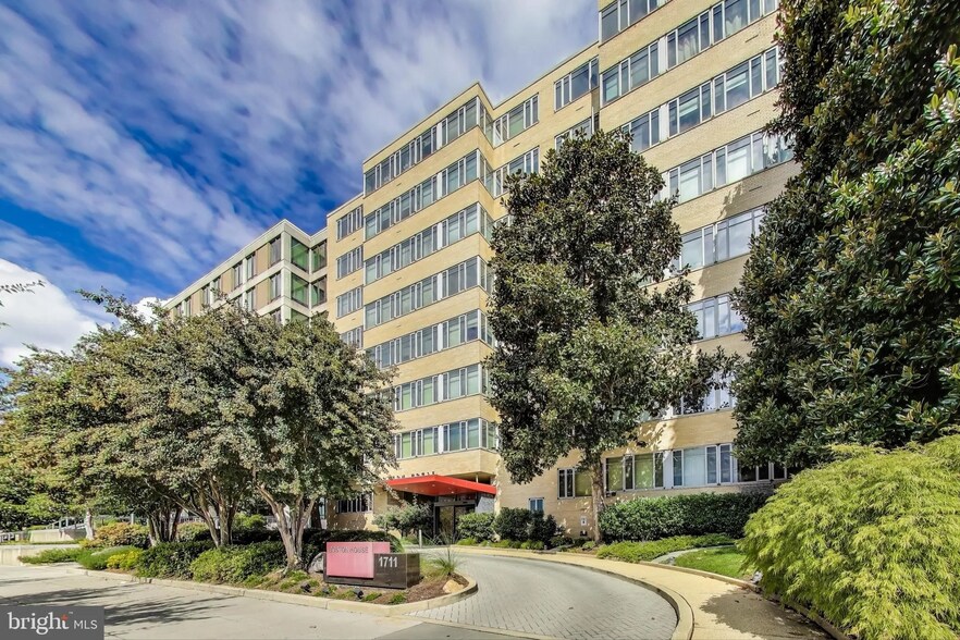 Building Photo - 1711 Massachusetts Ave NW