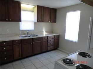 Building Photo - 418 Spratley St