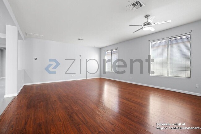 Building Photo - 45513 W Starlight Dr