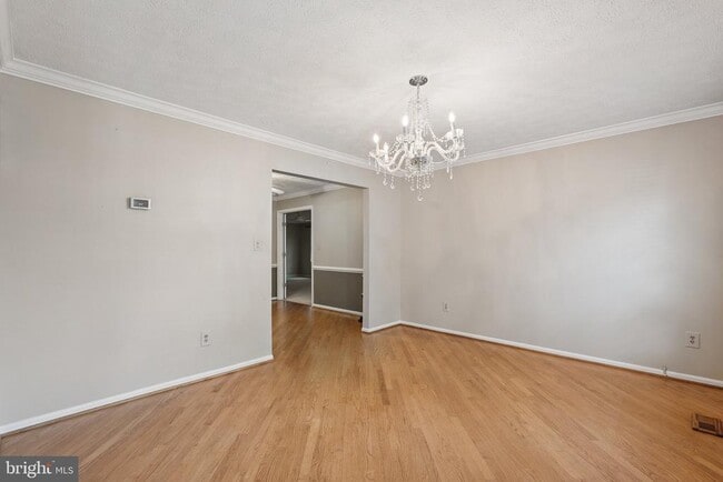 Building Photo - 5413 Tree Line Dr