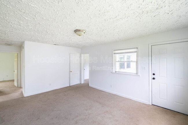 Building Photo - 6119 Nimitz Dr