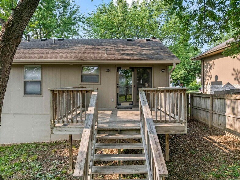 Building Photo - 8715 NW 83rd Street