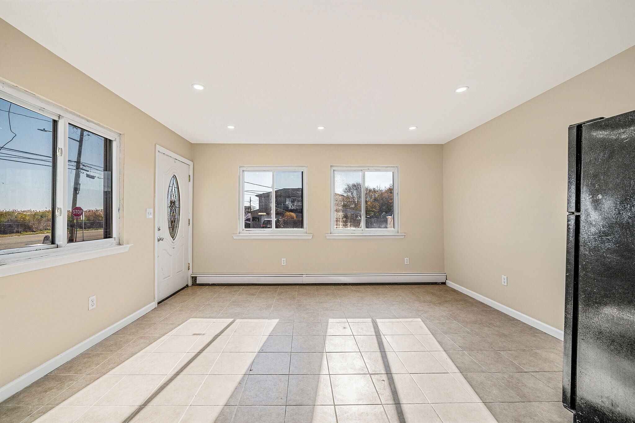 Building Photo - 4 Bay Pl