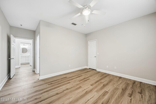Building Photo - 170 Veracruz Dr