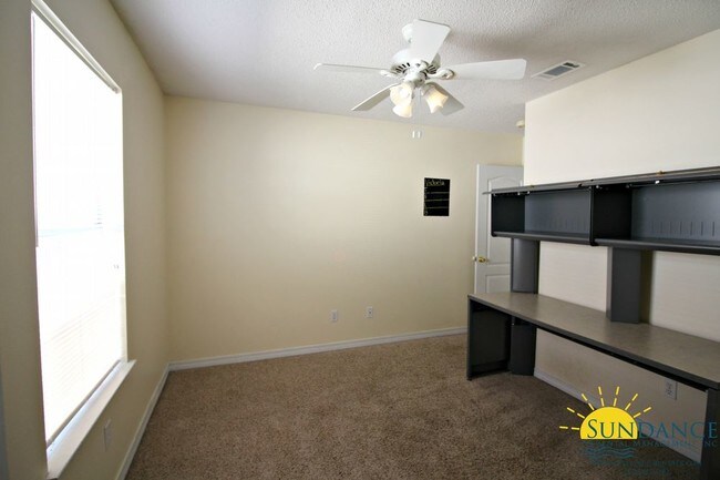 Building Photo - Adorable 3 Bedroom Home in Fort Walton Beach